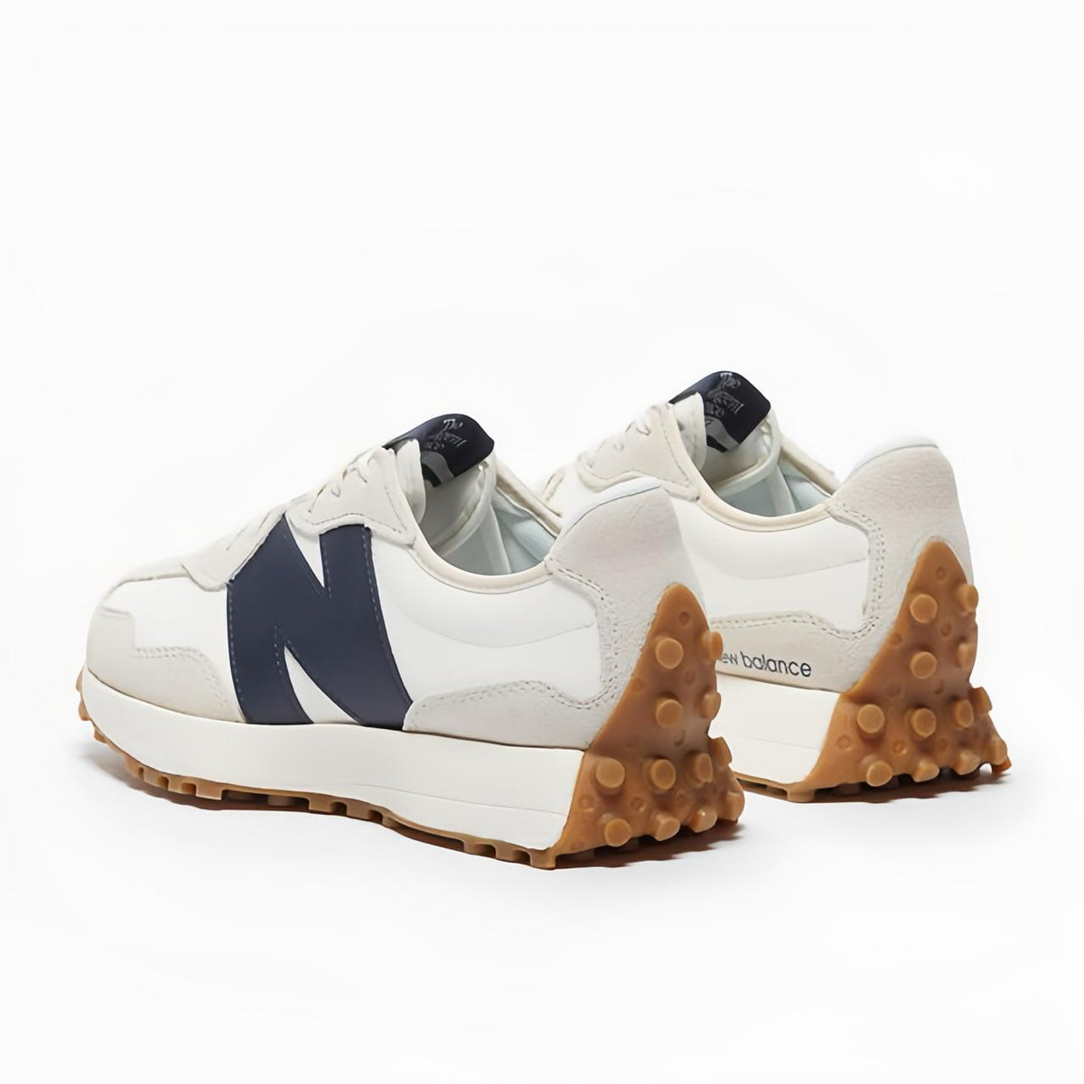 New Balance 327 trainers in off white/navy