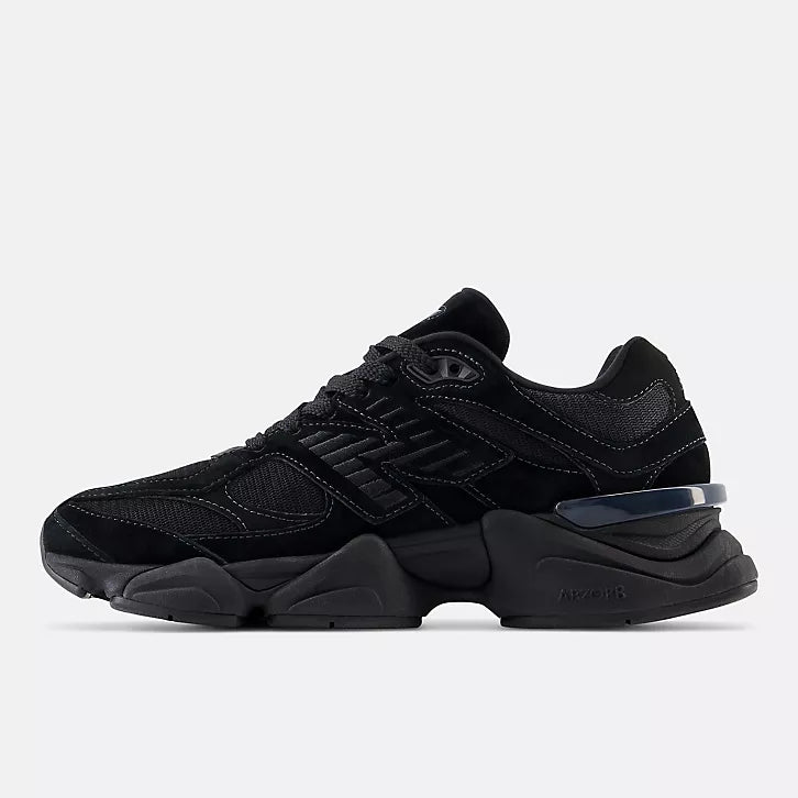 New Balance 9060 Triple Black