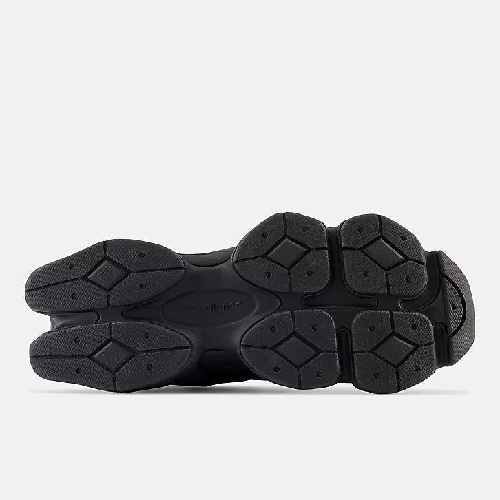 New Balance 9060 Triple Black